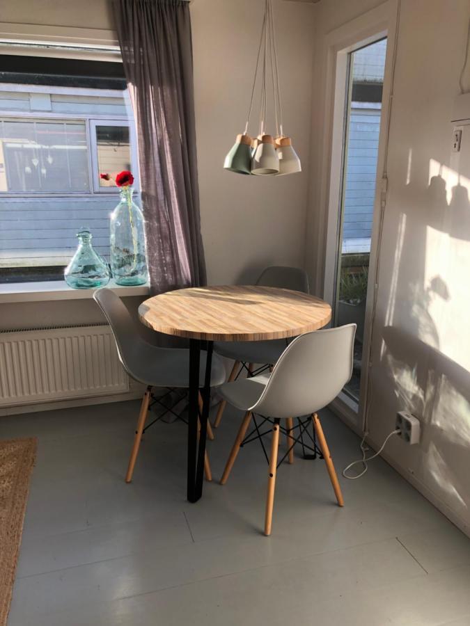 Frühstückspension Houseboat With Water Terrace, Free Parking, Free Bikes & Fast Wifi Amsterdam